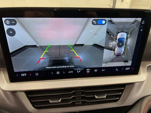 New 2026 Ford Explorer ST-Line w/ ST-Line Street Pack image 13