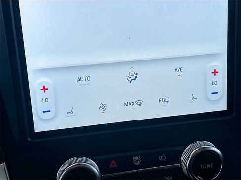 Used 2024 Ford Edge SEL image 15