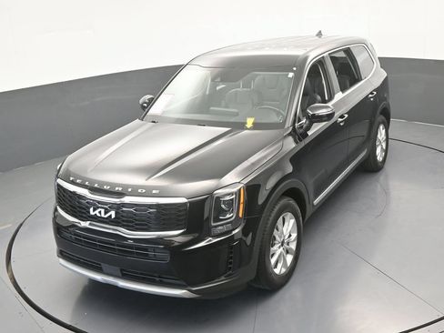 Used 2022 Kia Telluride LX FWD image 49