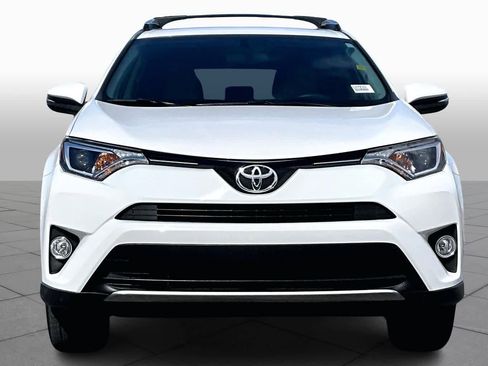 Used 2016 Toyota RAV4 XLE image 3