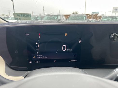 Used 2025 Buick Encore GX Avenir w/ Avenir Technology Package AWD/4WD image 17