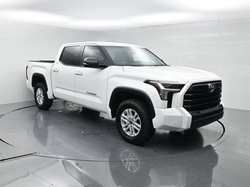 Used 2024 Toyota Tundra SR5 w/ SR5 Premium Package AWD/4WD image 2