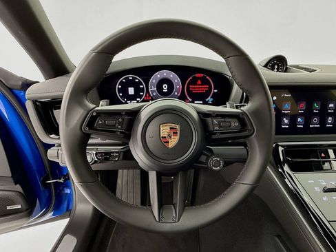 Certified 2025 Porsche Panamera RWD image 15