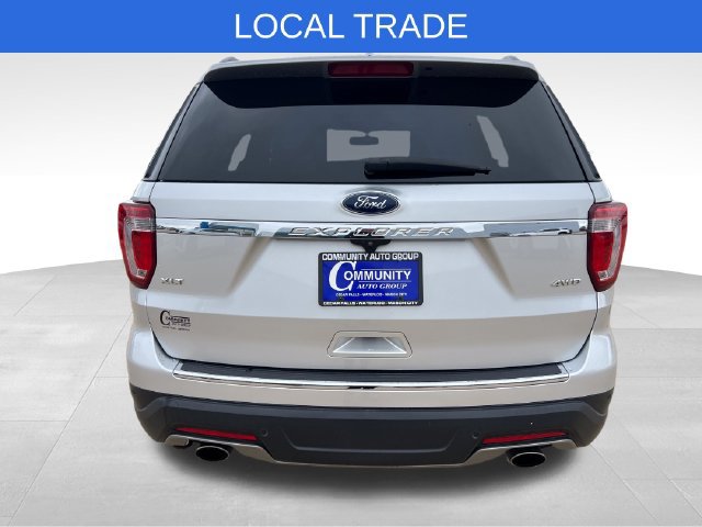 Used 2018 Ford Explorer XLT w/ Equipment Group 202A AWD/4WD image 5