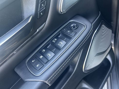 Used 2019 RAM 1500 Limited AWD/4WD image 23