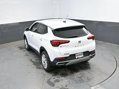 Used 2025 Buick Encore GX Preferred AWD/4WD image 44