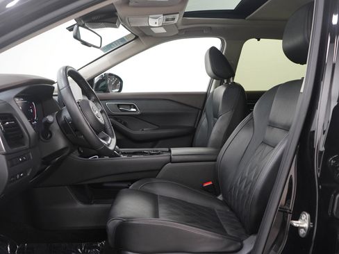 Used 2023 Nissan Rogue Platinum image 27