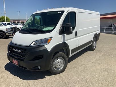 New 2025 RAM ProMaster 3500 w/ Convenience Group