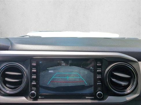 Used 2023 Toyota Tacoma SR5 RWD image 12