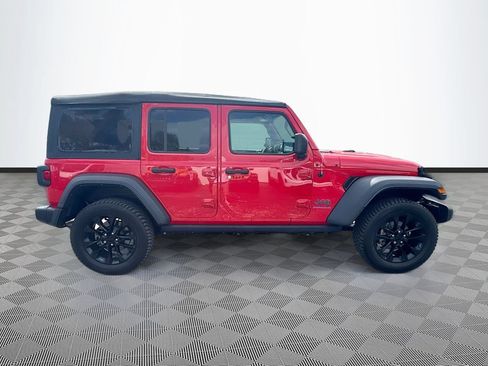Certified 2023 Jeep Wrangler Unlimited w/ Convenience Group AWD/4WD image 5