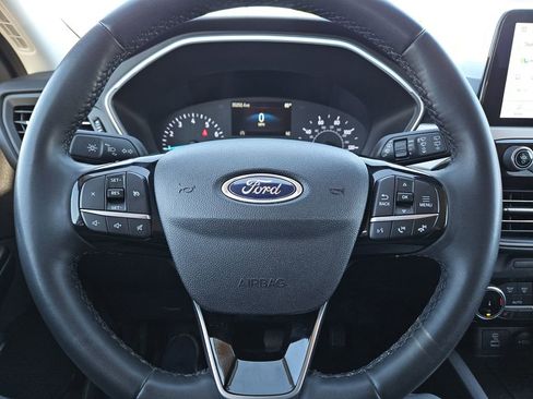 Used 2022 Ford Escape SEL image 24