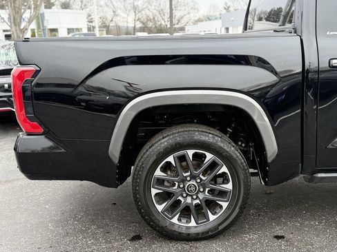 Used 2024 Toyota Tundra Limited image 9