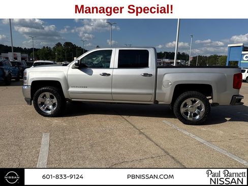 Used 2018 Chevrolet Silverado 1500 LTZ w/ Sport Package AWD/4WD image 4