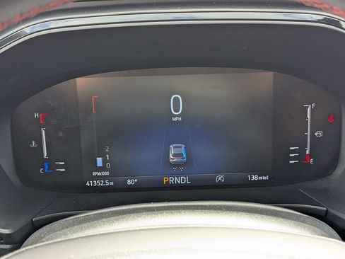 Used 2024 Ford Escape ST-Line w/ Cold Weather Package FWD image 29