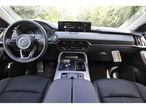 New 2026 MAZDA CX-90 3.3 Turbo w/ Preferred Package AWD/4WD image 7