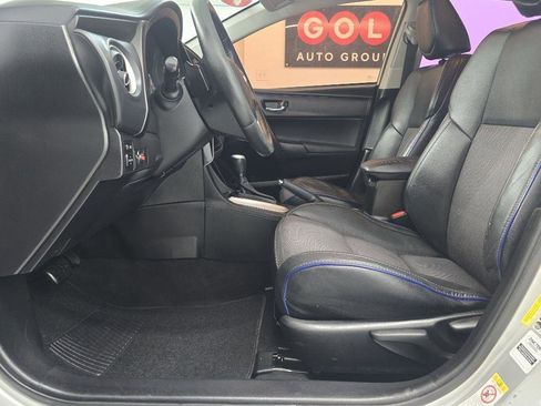 Used 2017 Toyota Corolla SE FWD image 12