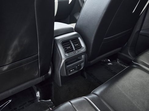 Used 2024 Volkswagen Tiguan Wolfsburg Edition FWD image 24