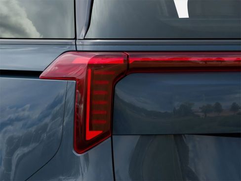 New 2026 Kia Carnival SX Prestige FWD image 11