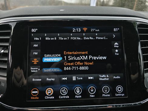 Used 2022 Jeep Grand Cherokee Laredo X image 16