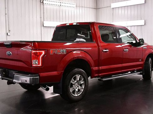 Used 2017 Ford F150 XLT w/ Equipment Group 302A Luxury image 7