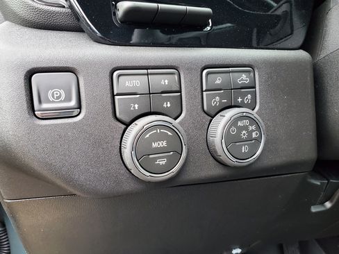 New 2026 Chevrolet Silverado 2500 ZR2 w/ LPO, Dark Essentials Package image 12