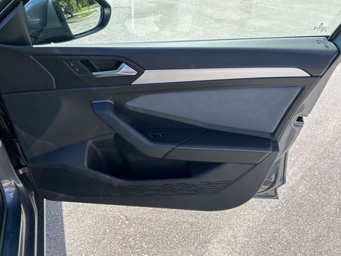 New 2025 Volkswagen Jetta SE image 38