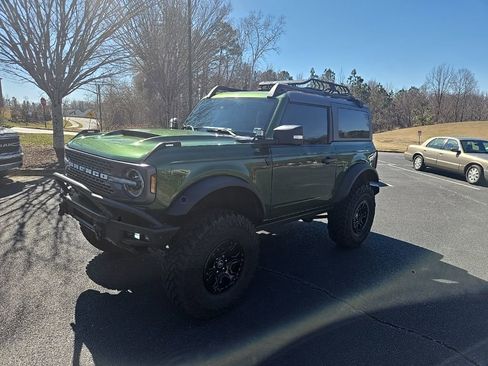 Used 2022 Ford Bronco Badlands image 6