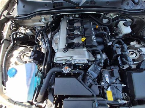 Used 2022 MAZDA MX-5 Miata Grand Touring w/ Weather Package RWD image 19