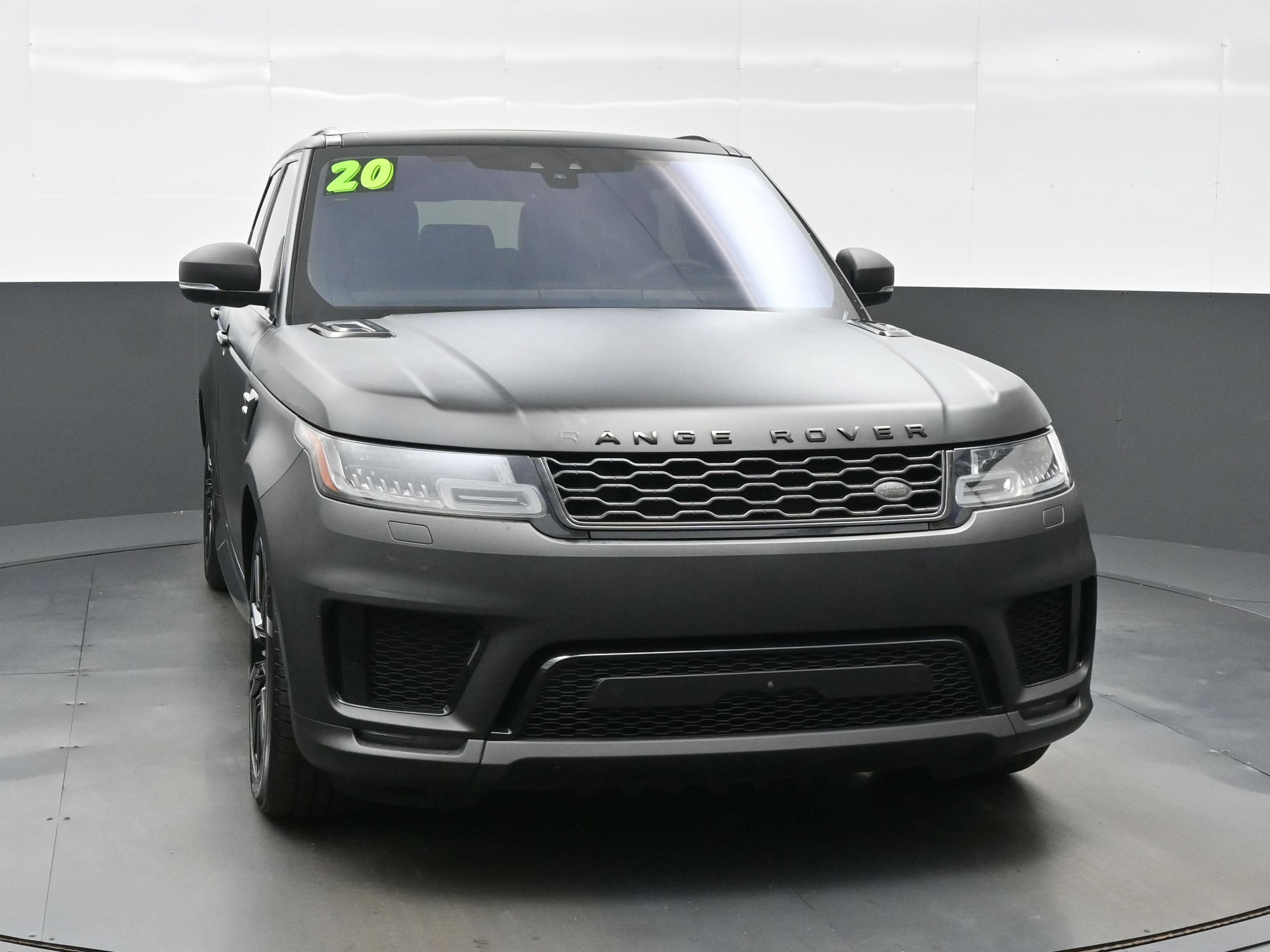 Used 2020 Land Rover Range Rover Sport HST AWD/4WD image 2