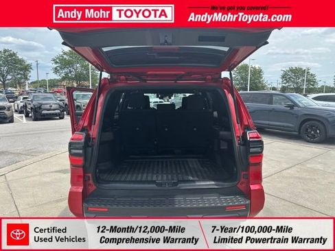 Certified 2025 Toyota 4Runner SR5 AWD/4WD image 34