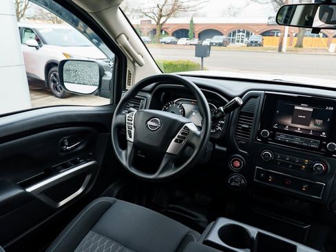 Certified 2023 Nissan Titan SV w/ Accessory Utility Package image 10