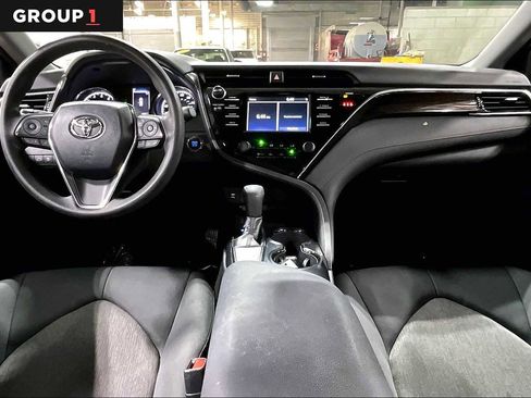 Certified 2018 Toyota Camry LE w/ Convenience Package FWD image 16