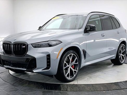 Used 2025 BMW X5 M60i image 2