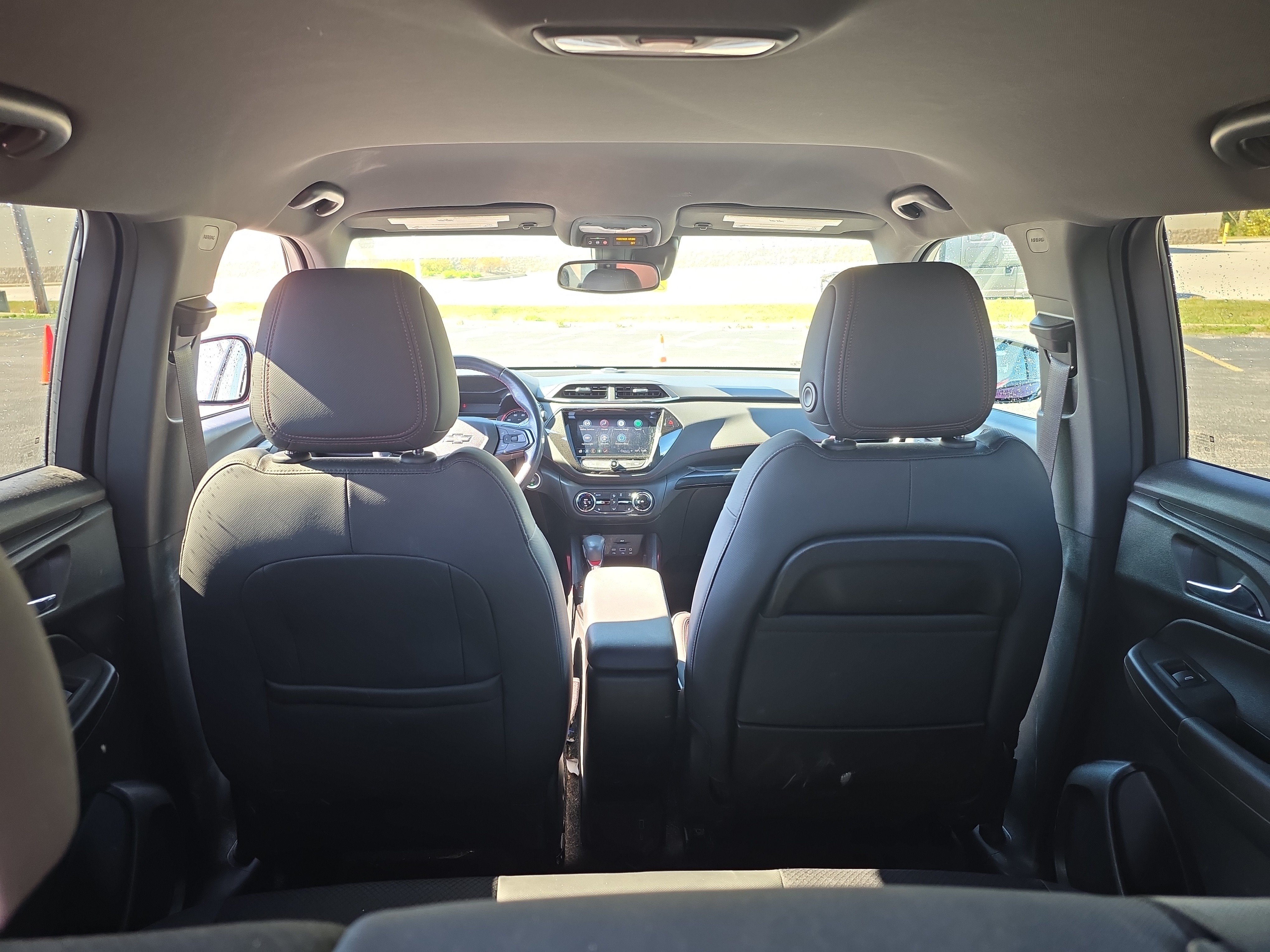 Used 2021 Chevrolet TrailBlazer RS w/ Technology Package FWD image 12