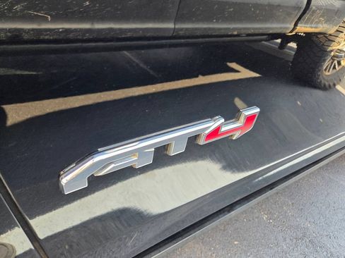 Used 2021 GMC Yukon AT4 w/ AT4 Premium Plus Package AWD/4WD image 5
