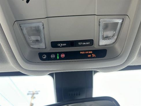 Certified 2022 GMC Terrain SLE image 24