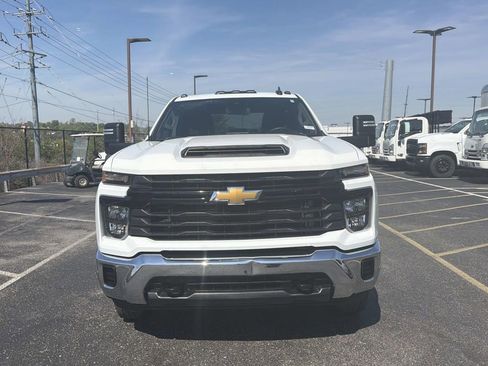 Used 2024 Chevrolet Silverado 3500 W/T w/ WT Convenience Package AWD/4WD image 8
