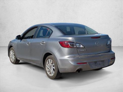 Used 2013 MAZDA MAZDA3 i Touring image 7