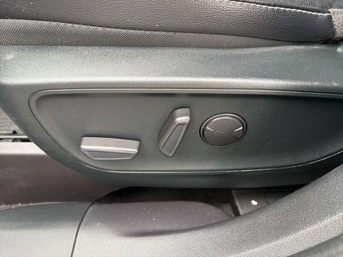 Used 2022 Ford Escape SEL AWD/4WD image 16