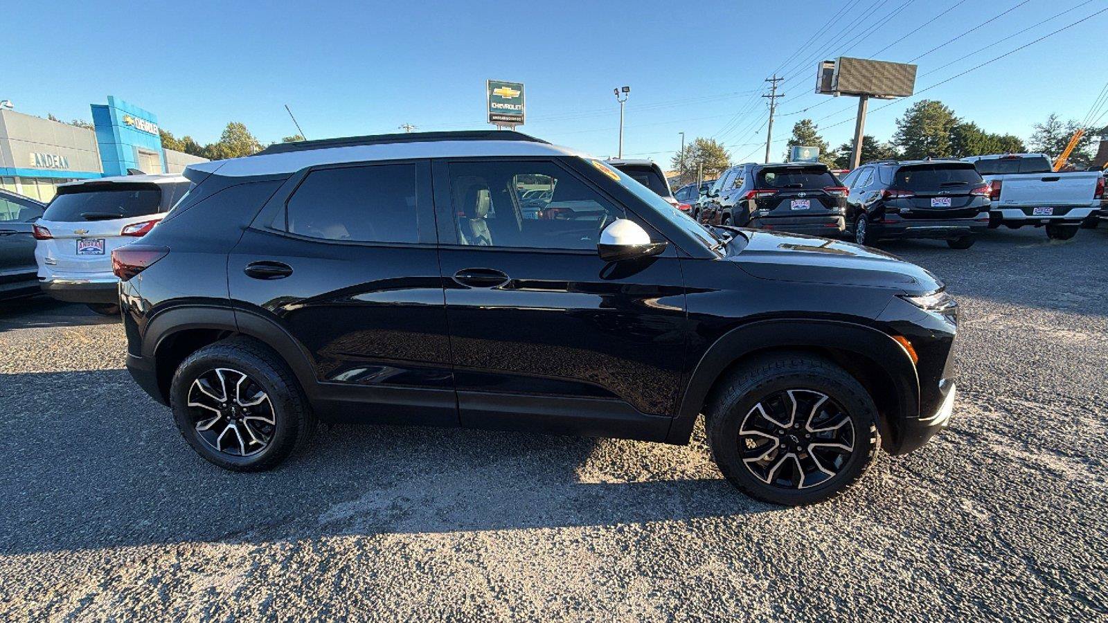 Used 2024 Chevrolet TrailBlazer ACTIV w/ Driver Confidence Package FWD image 7