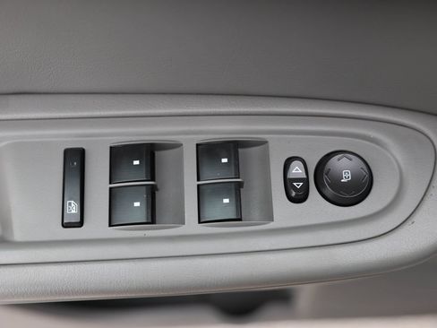 Used 2016 Chevrolet Traverse LS FWD image 18