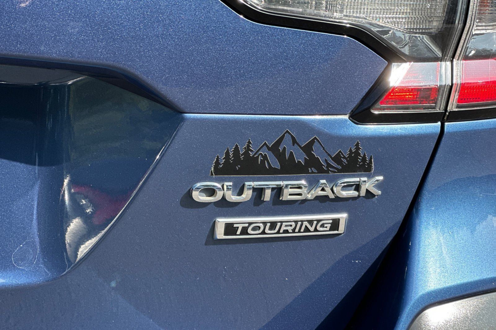 Used 2020 Subaru Outback Touring AWD/4WD image 37