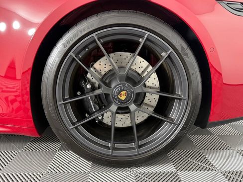 Certified 2026 Porsche 911 Targa 4 GTS AWD/4WD image 15