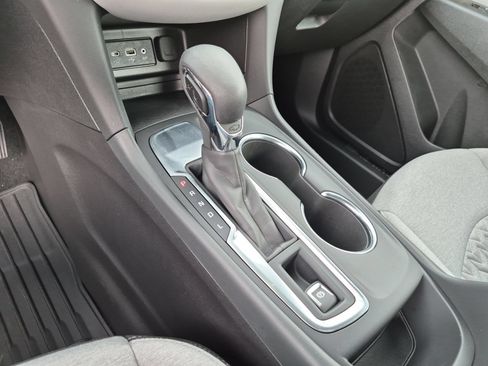 Certified 2024 Chevrolet Equinox LS FWD image 16