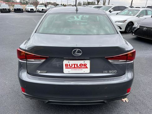Used 2018 Lexus IS 300 F Sport w/ F Sport Package image 7