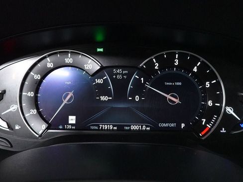 Used 2019 BMW 530i xDrive w/ Convenience Package AWD/4WD image 17