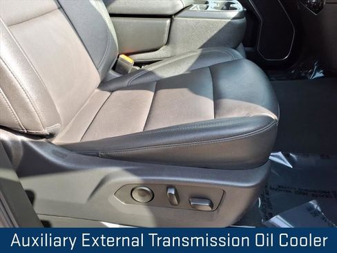 Certified 2025 GMC Sierra 1500 SLT image 28