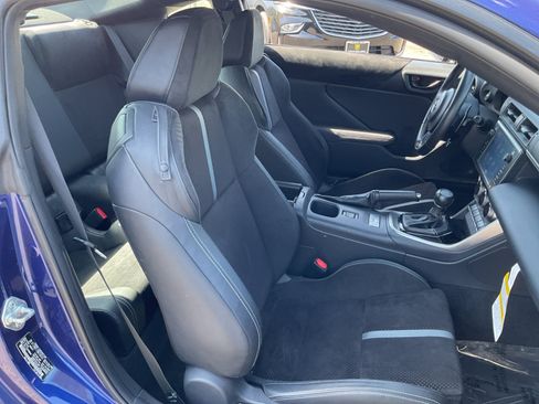 Used 2022 Toyota GR86 Premium w/ ALL Weather Mat Package (TMS) RWD image 21