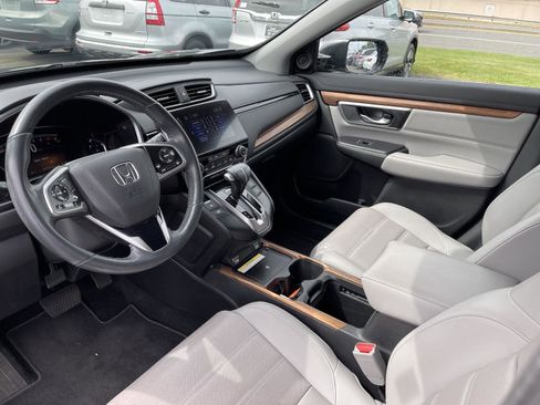 Used 2021 Honda CR-V Touring image 4