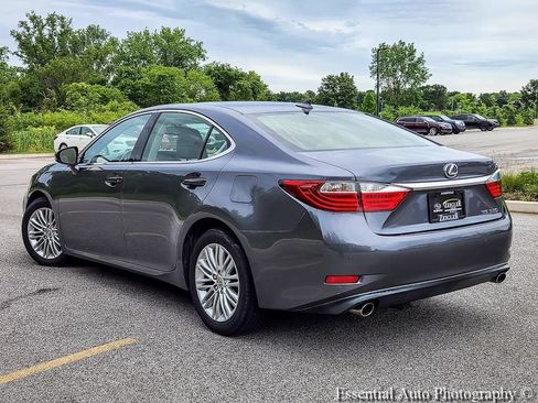Used 2014 Lexus ES 350 w/ Luxury Package FWD image 7